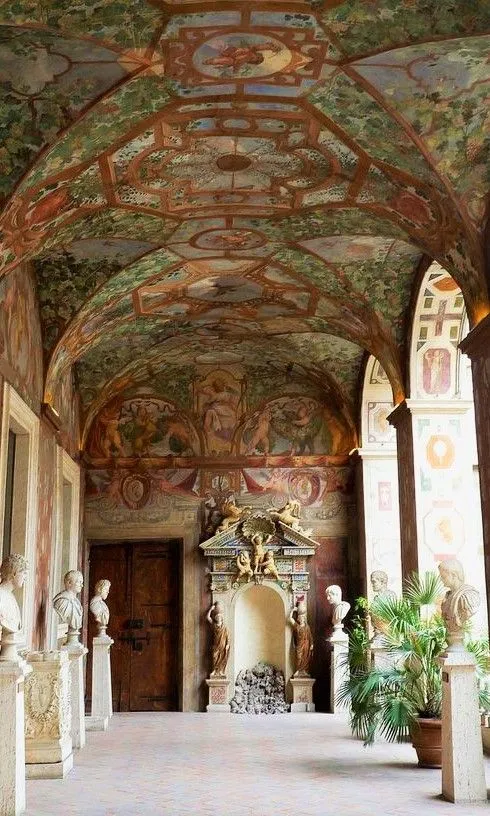 Oltre le porte chiuse: i segreti architettonici e storici celati nelle sale del Palazzo del Monferrato